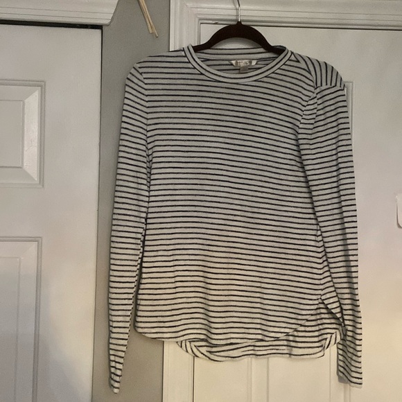 Black and white striped shirt from Banana Republic in size XS - Picture 1 of 2
